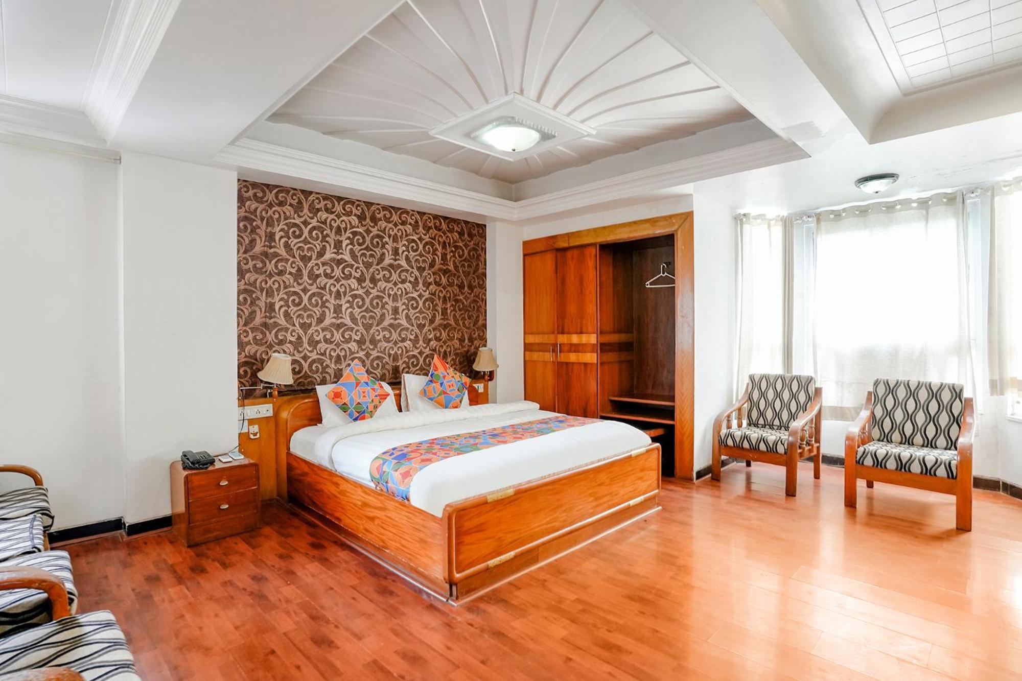 OYO 14803 Hotel Meher Silver Inn Nashik Exterior foto